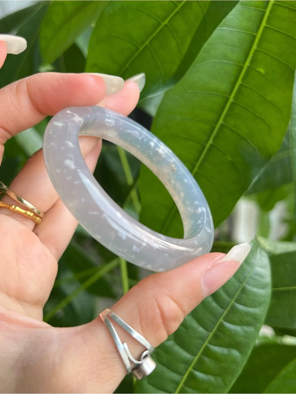 Natural Brazilian Agate Bangle Bracelet Icy Grey Snowstorm - XS D: 49.0-49.1mm